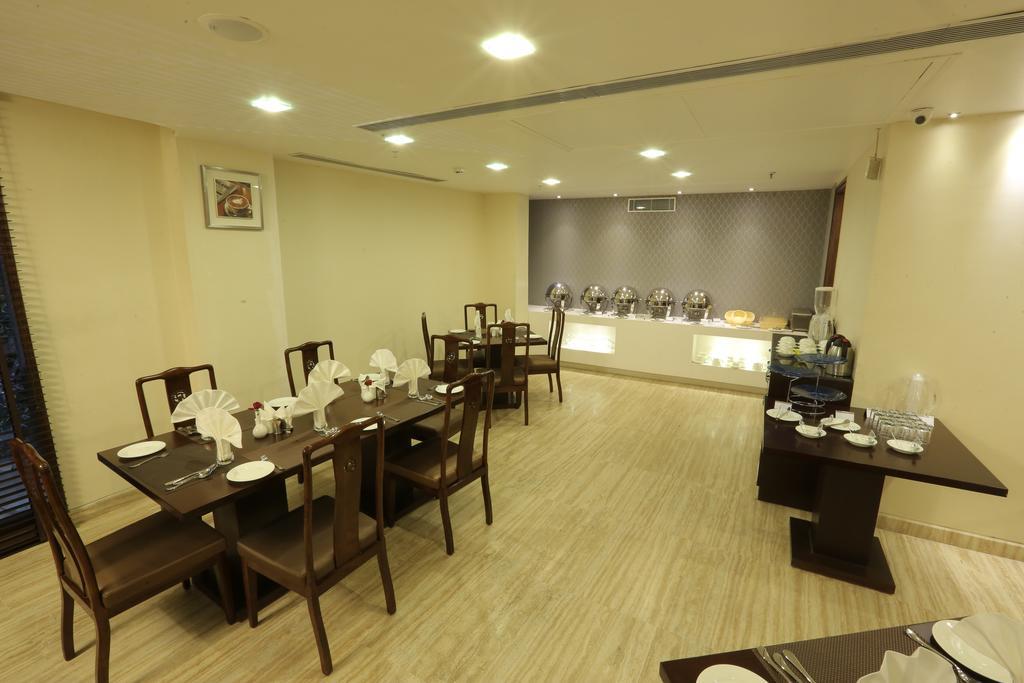 Five Elements Hotels Delhi- North Avenue Νέο Δελχί Εξωτερικό φωτογραφία