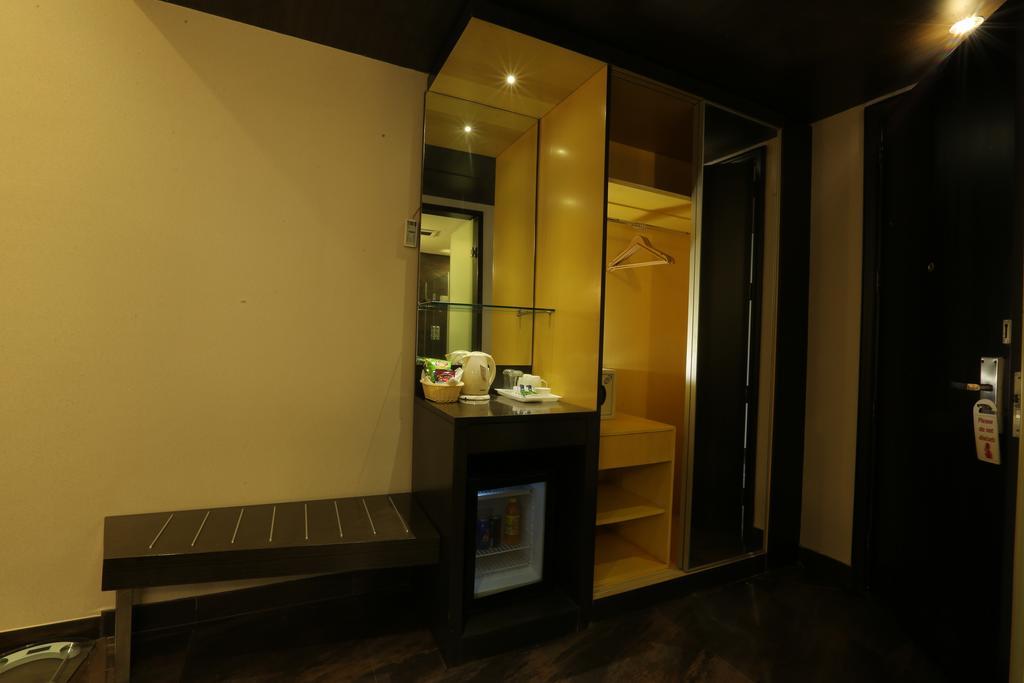 Five Elements Hotels Delhi- North Avenue Νέο Δελχί Δωμάτιο φωτογραφία