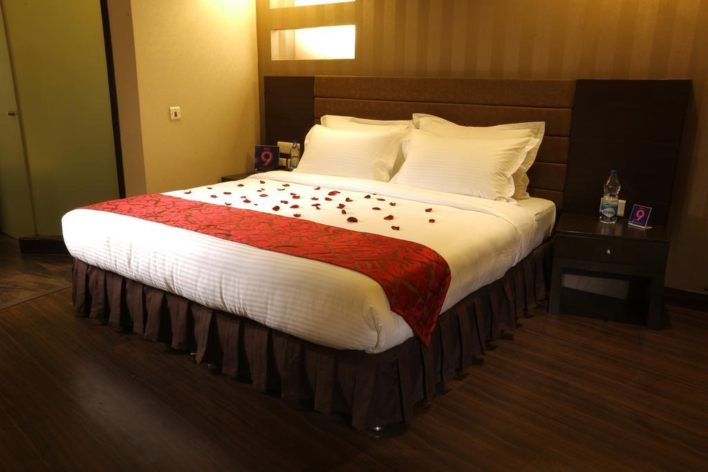 Five Elements Hotels Delhi- North Avenue Νέο Δελχί Δωμάτιο φωτογραφία