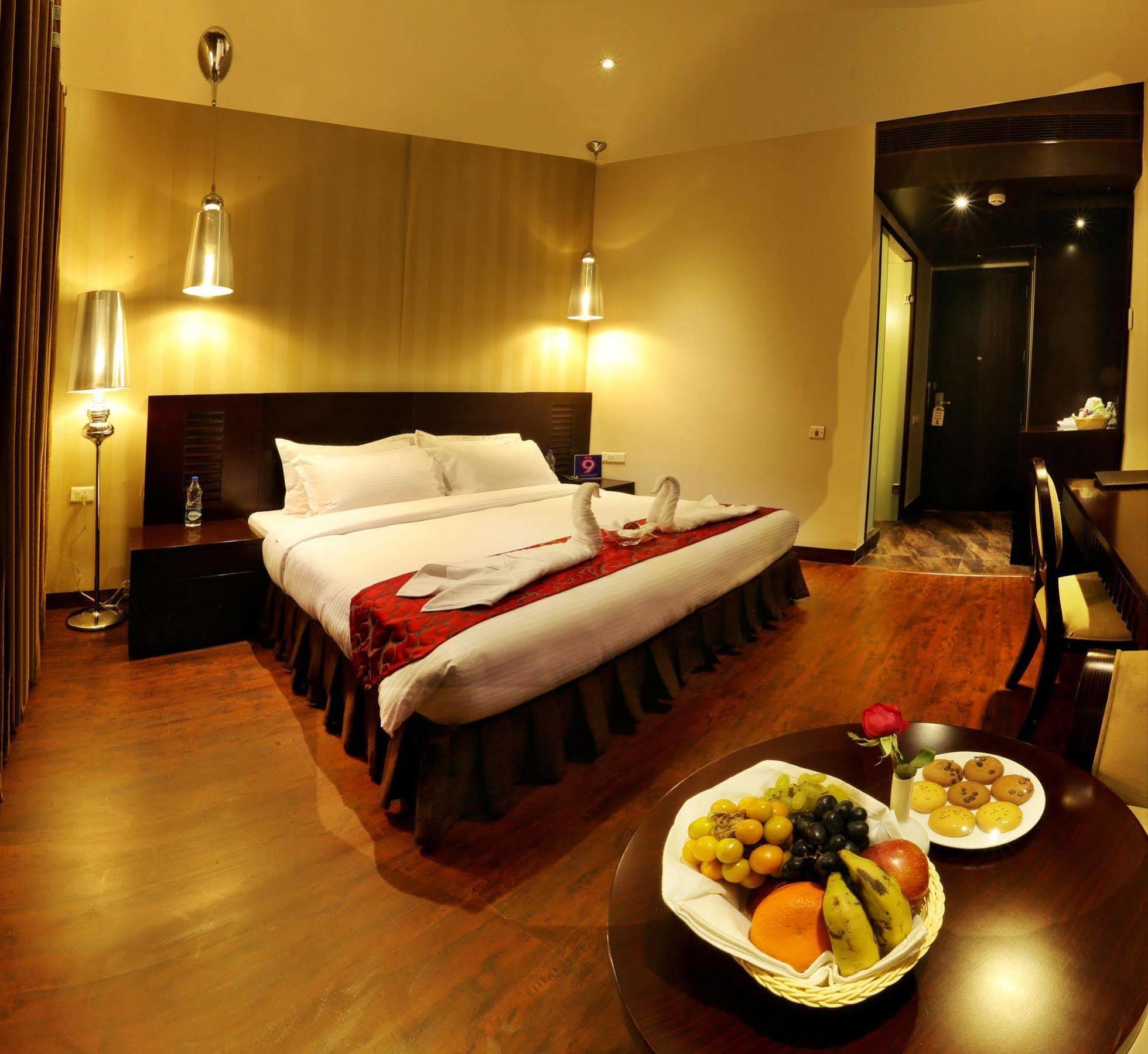 Five Elements Hotels Delhi- North Avenue Νέο Δελχί Εξωτερικό φωτογραφία