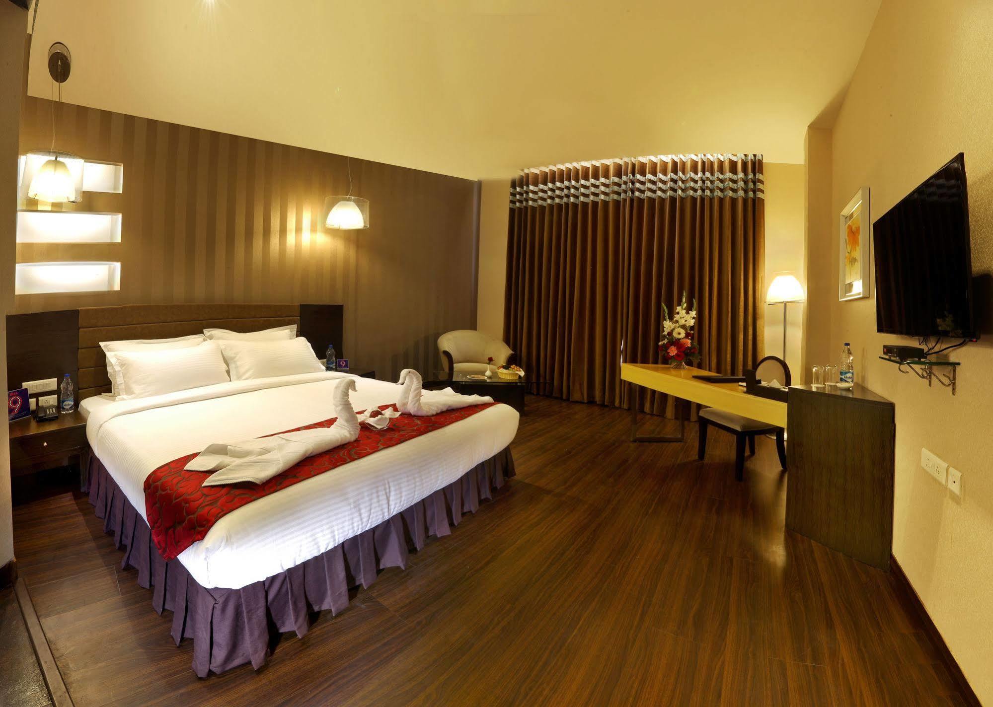 Five Elements Hotels Delhi- North Avenue Νέο Δελχί Εξωτερικό φωτογραφία