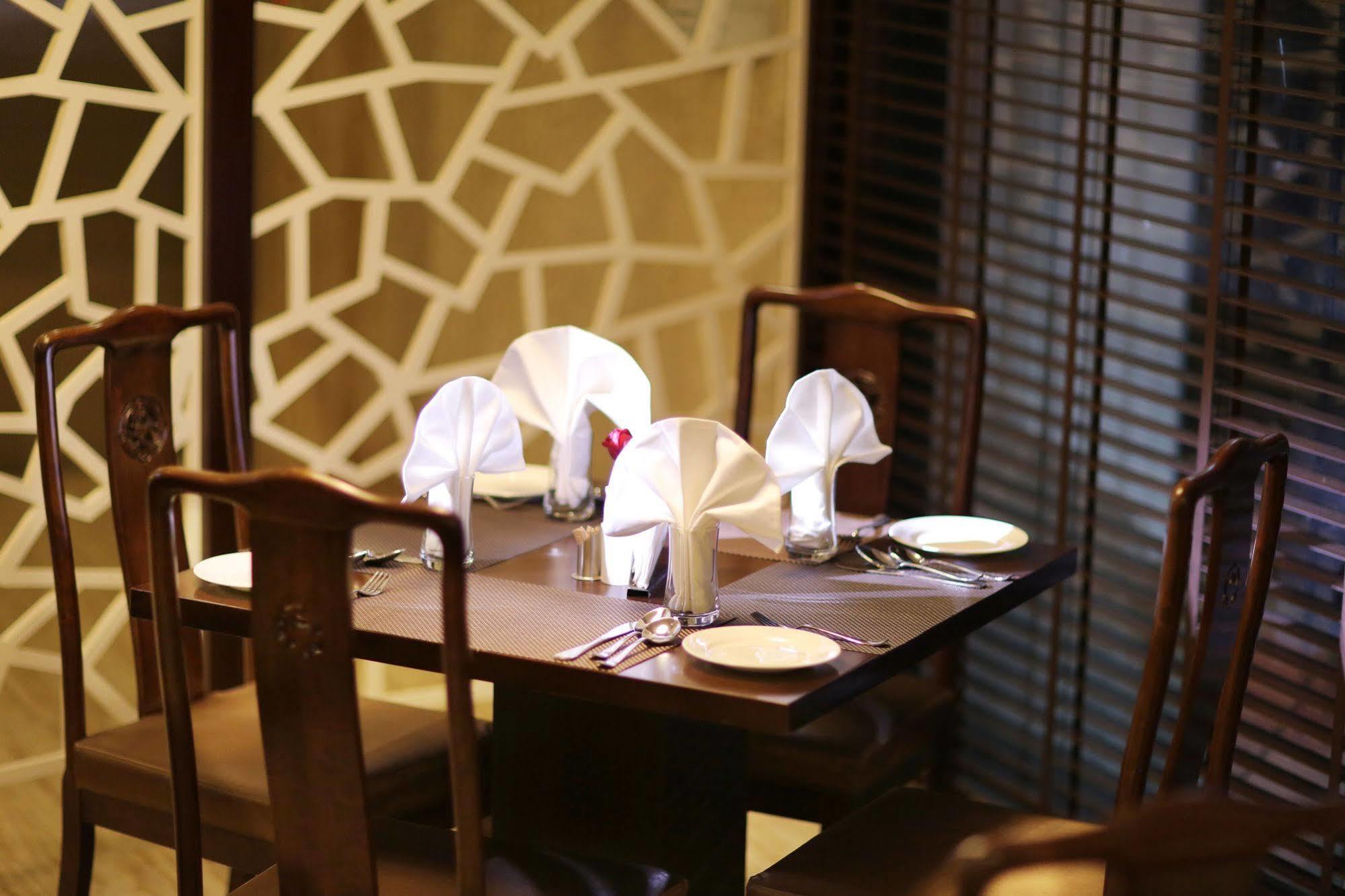 Five Elements Hotels Delhi- North Avenue Νέο Δελχί Εξωτερικό φωτογραφία
